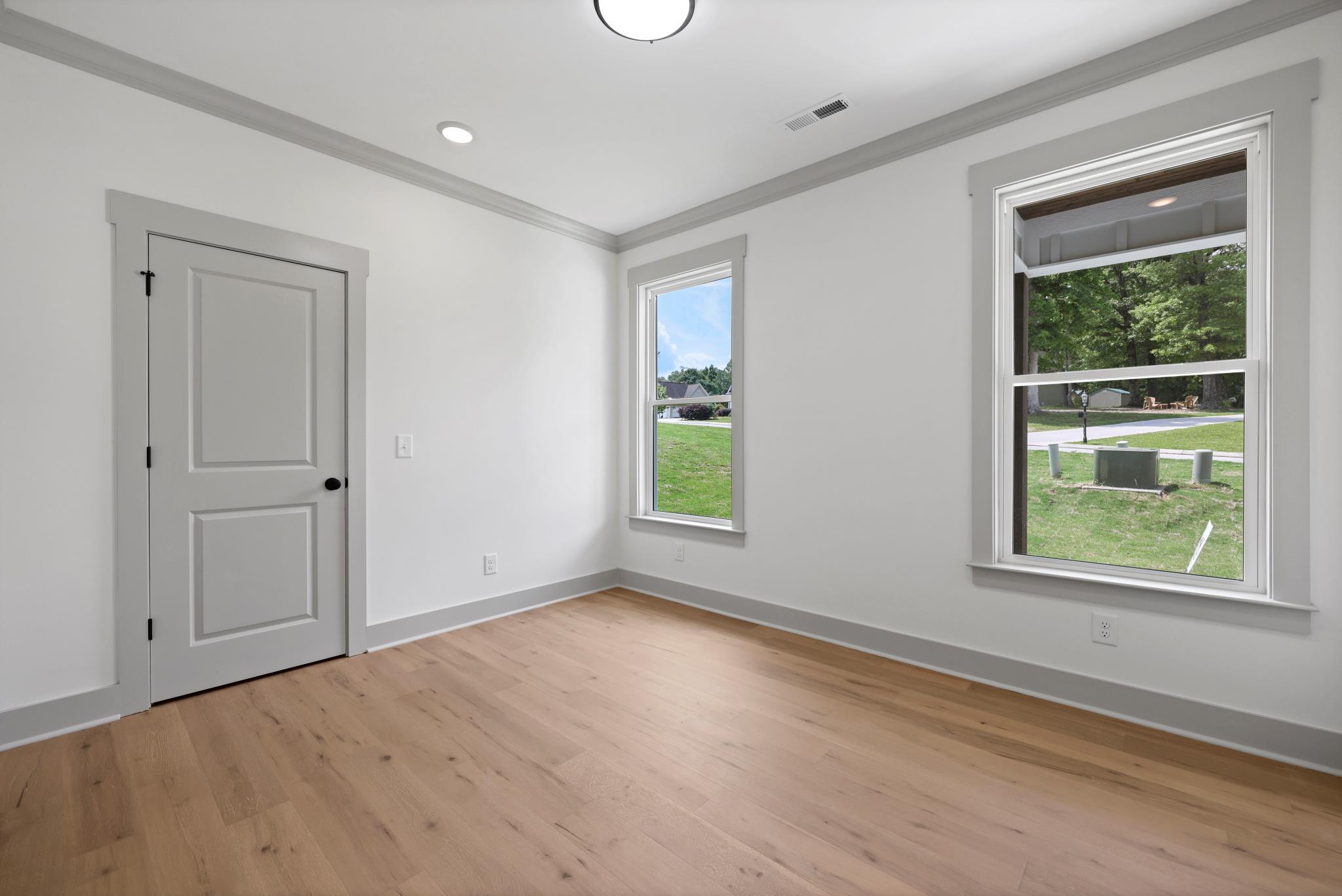 360 Sentry Oaks