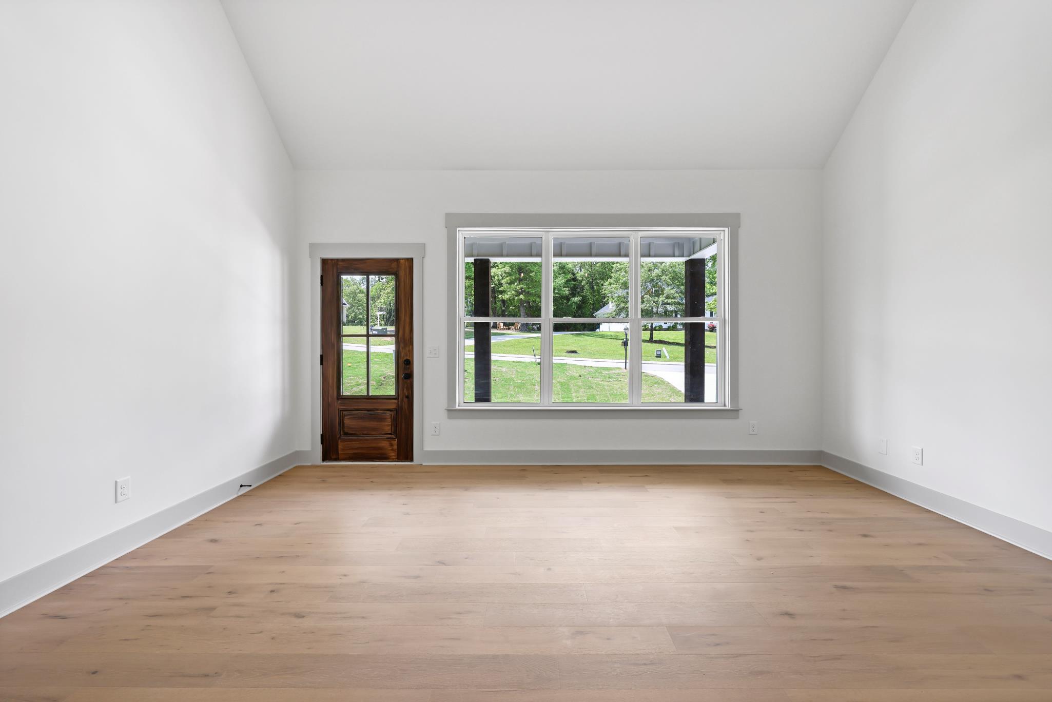 360 Sentry Oaks