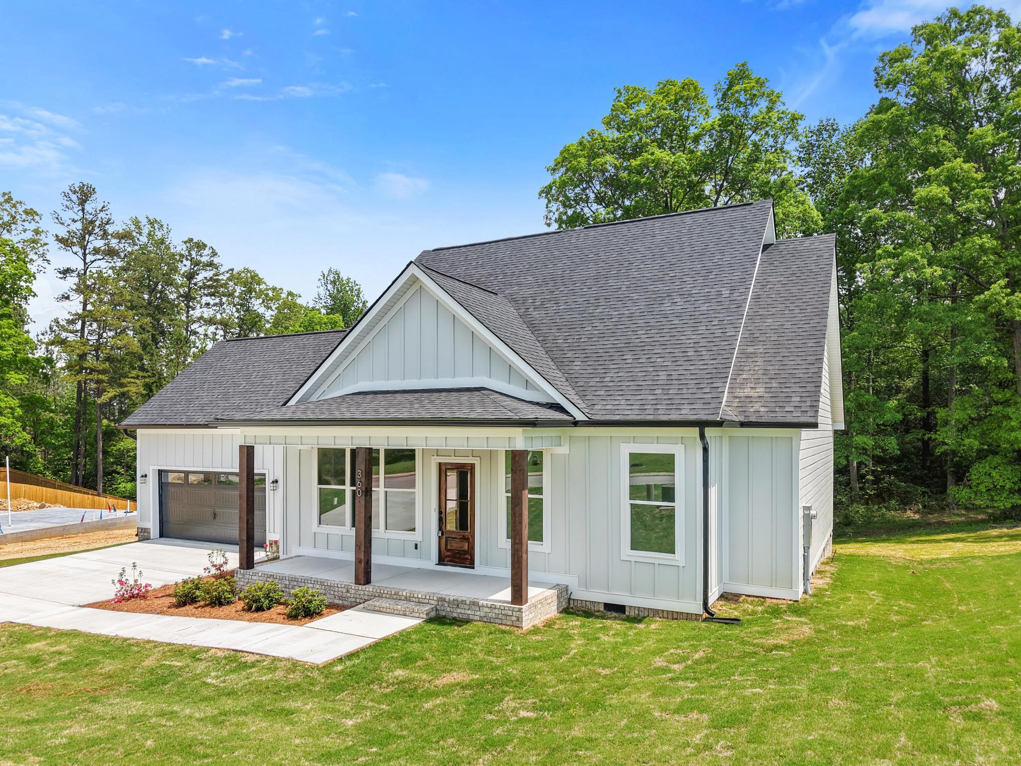 360 Sentry Oaks