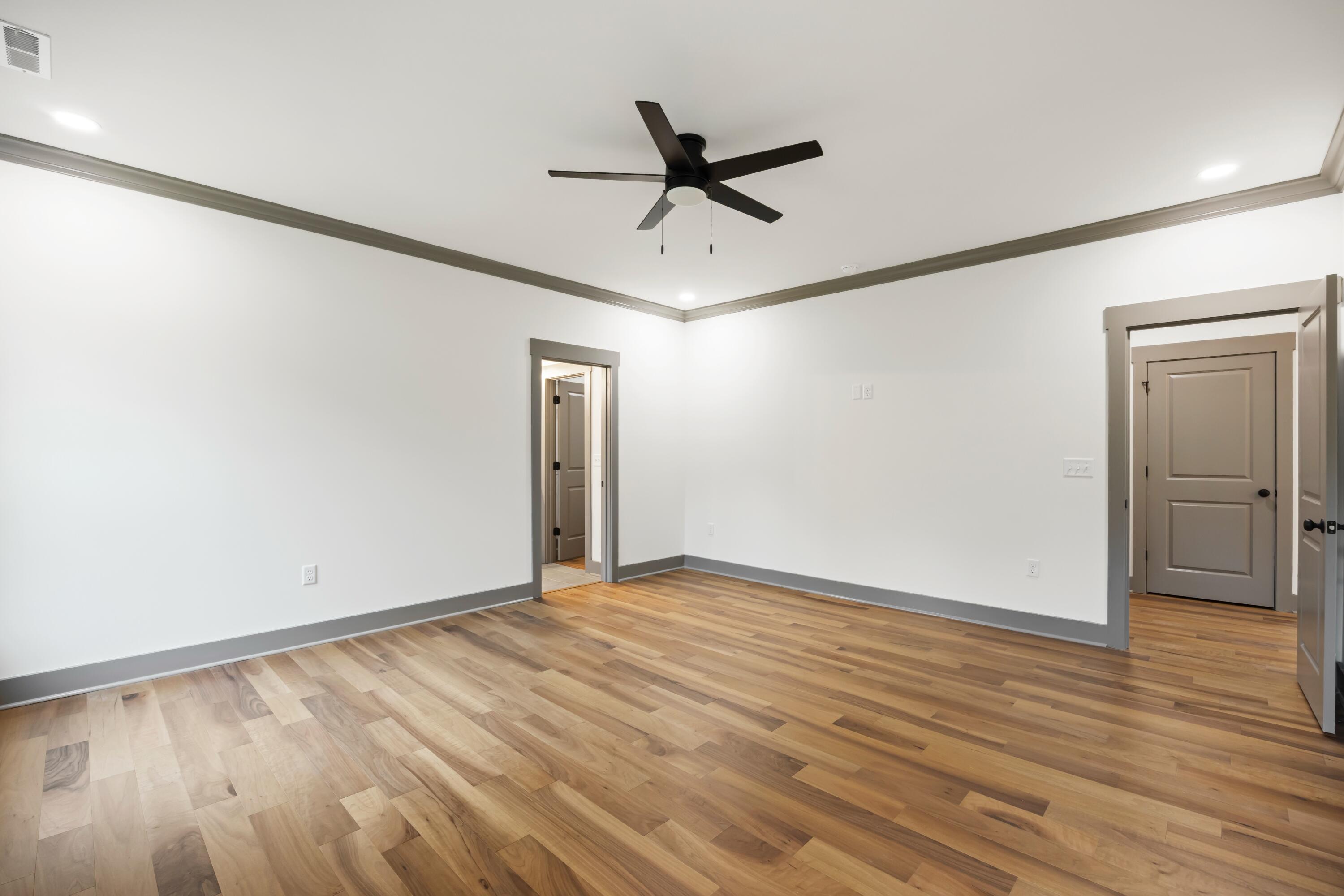378 Sentry Oaks