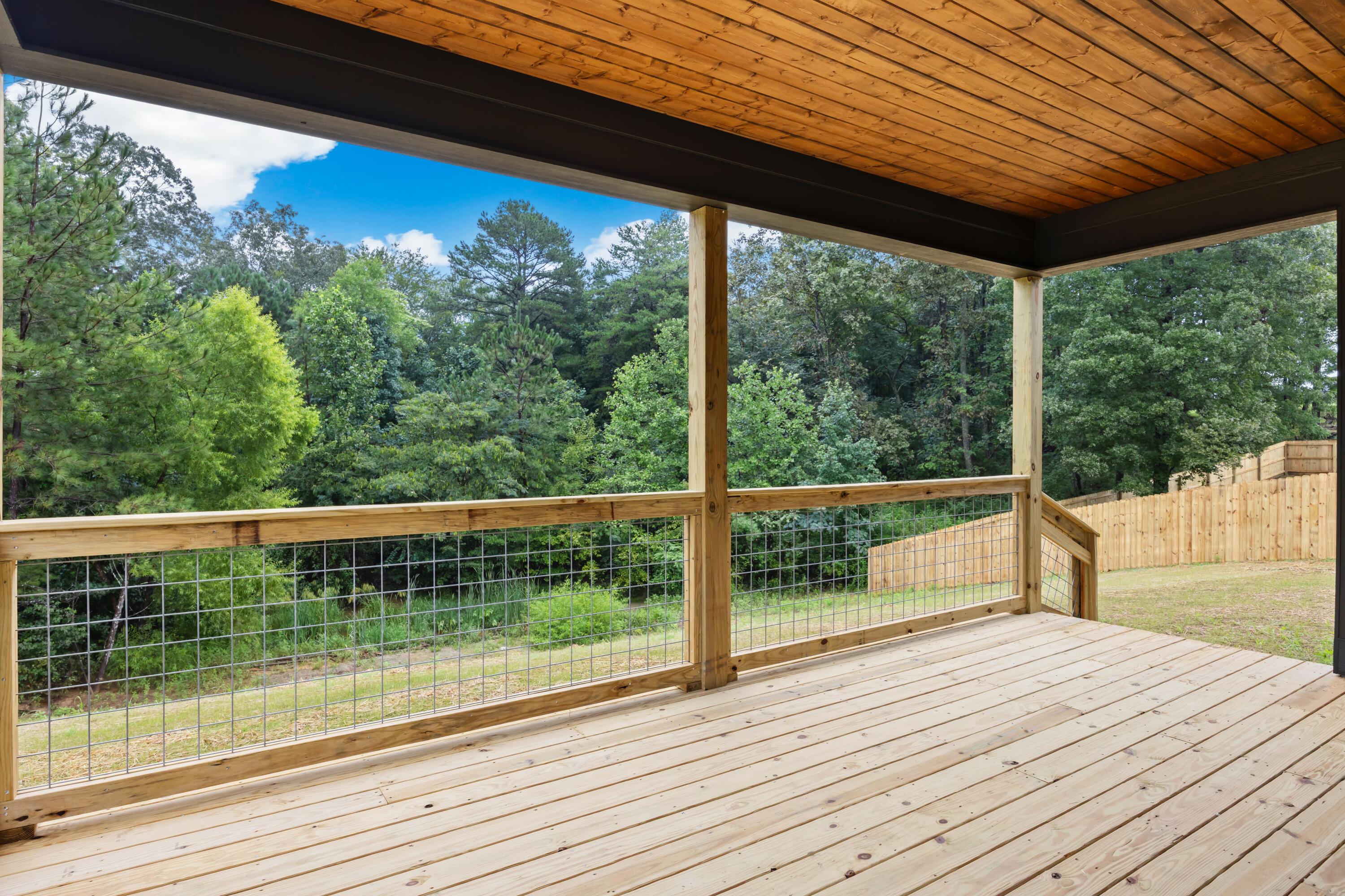 378 Sentry Oaks