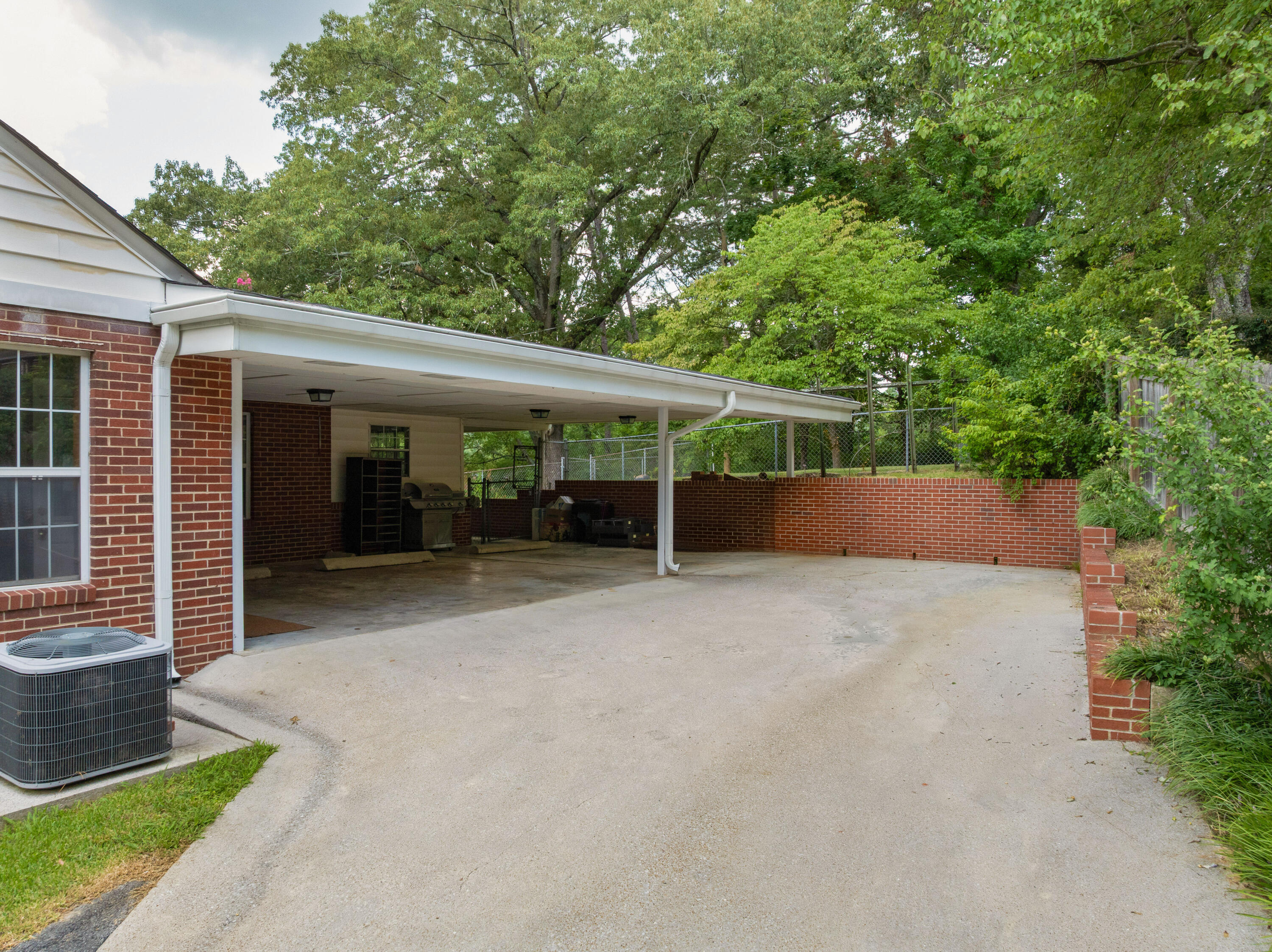 3628 Glendon Drive