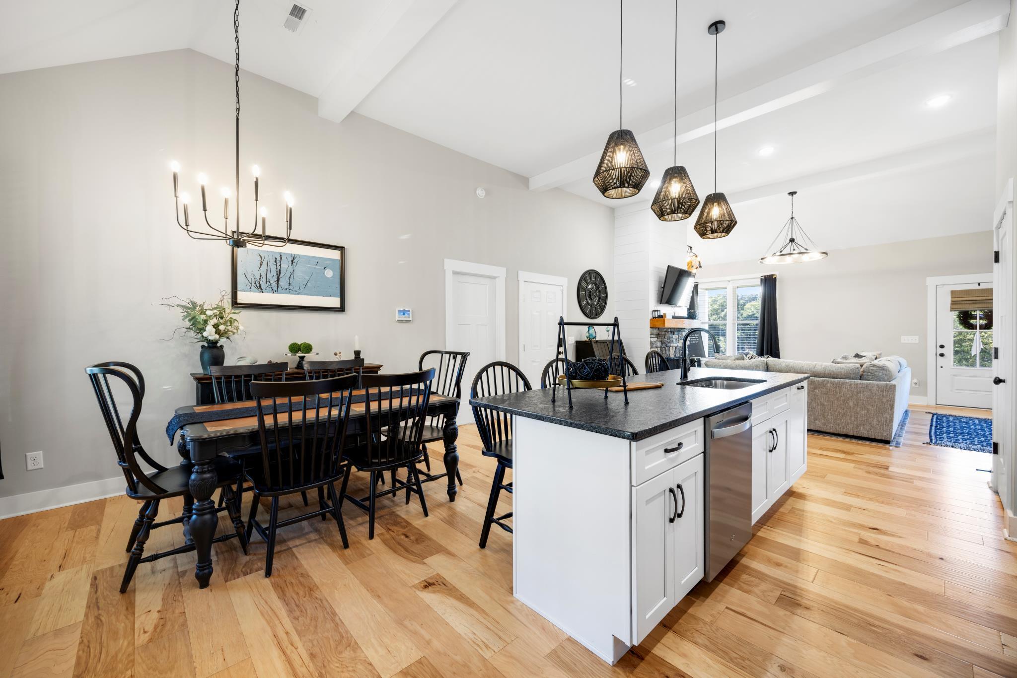 15 Seven Pines Lane