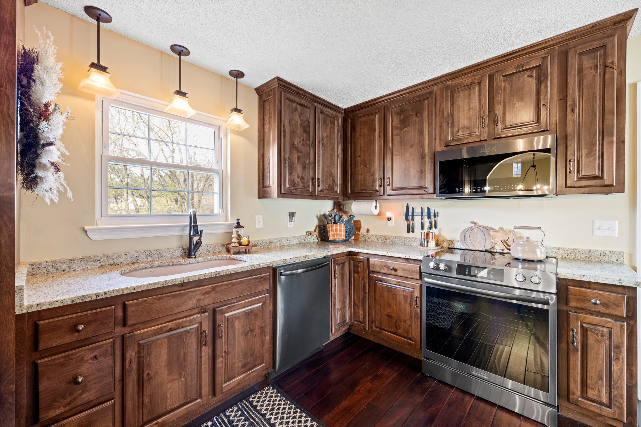 6057 Mill Road