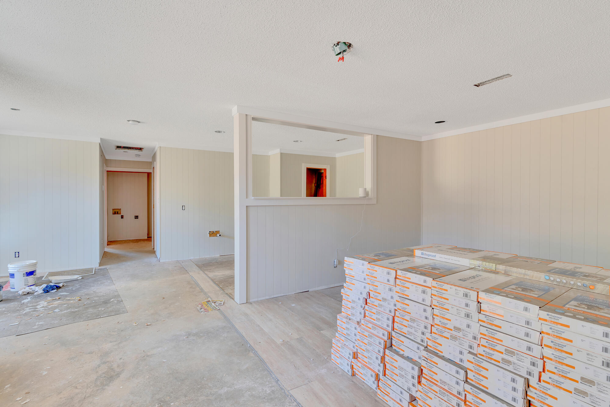 1605 Albert Lane