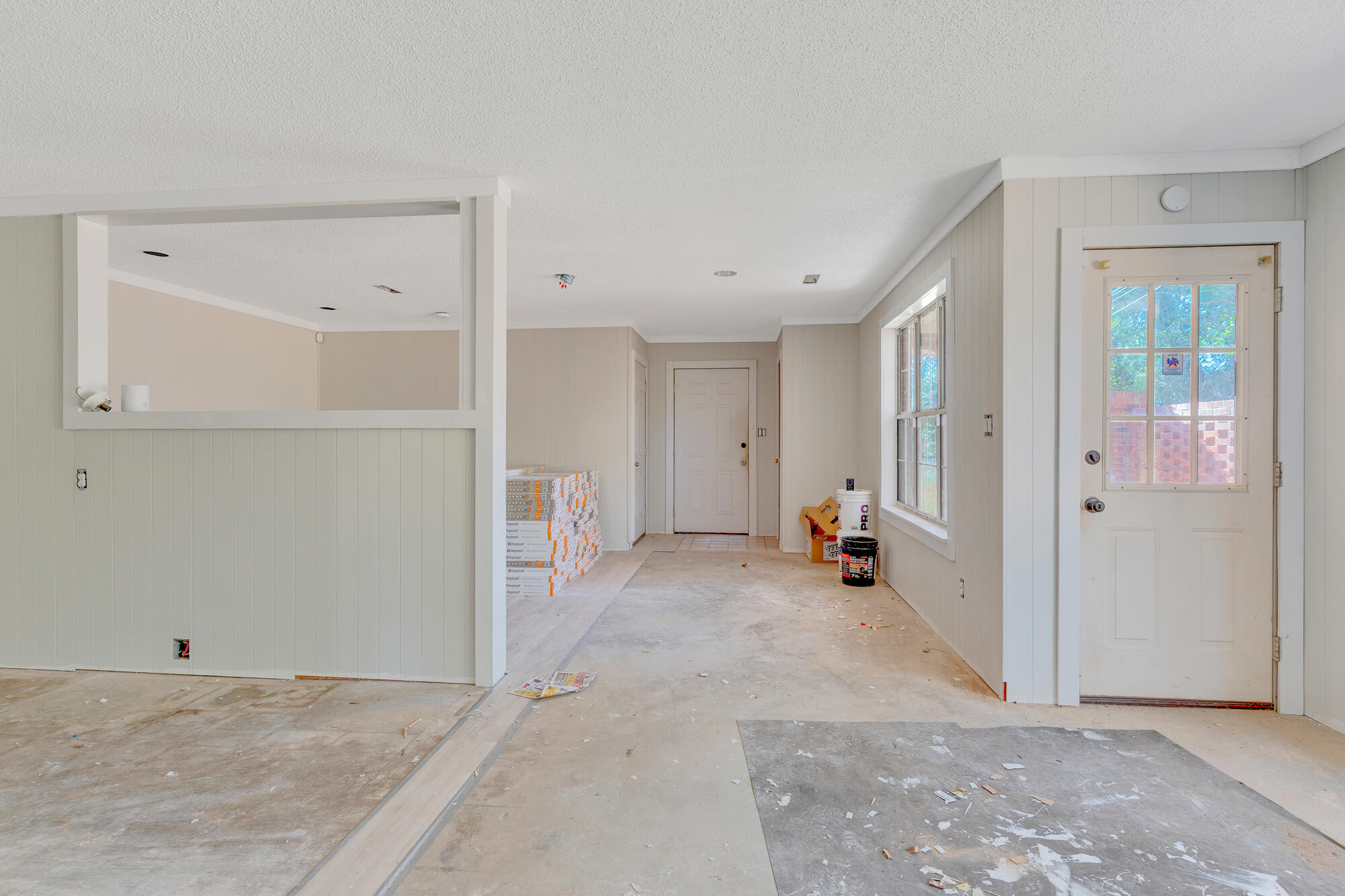 1605 Albert Lane