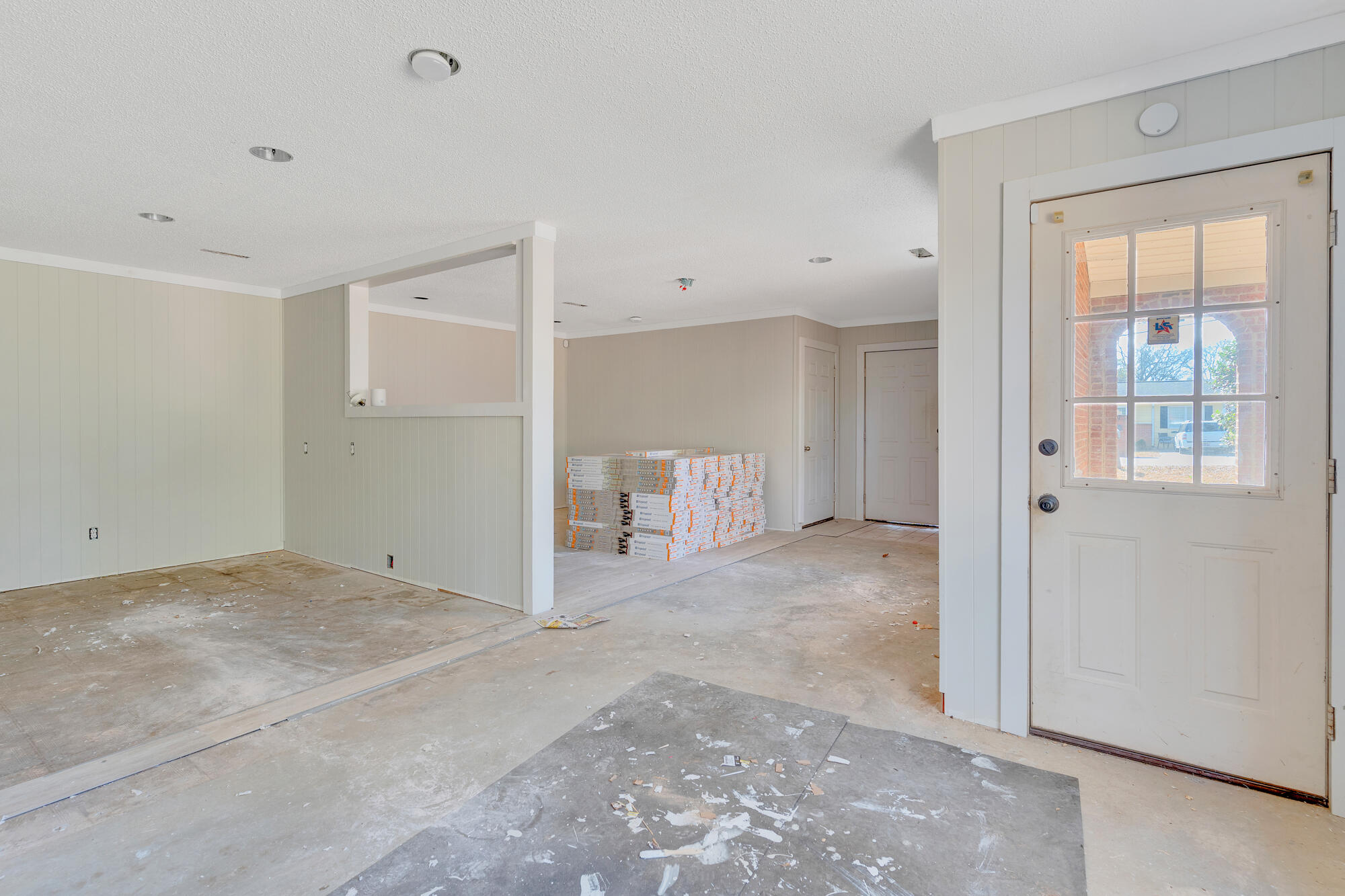 1605 Albert Lane