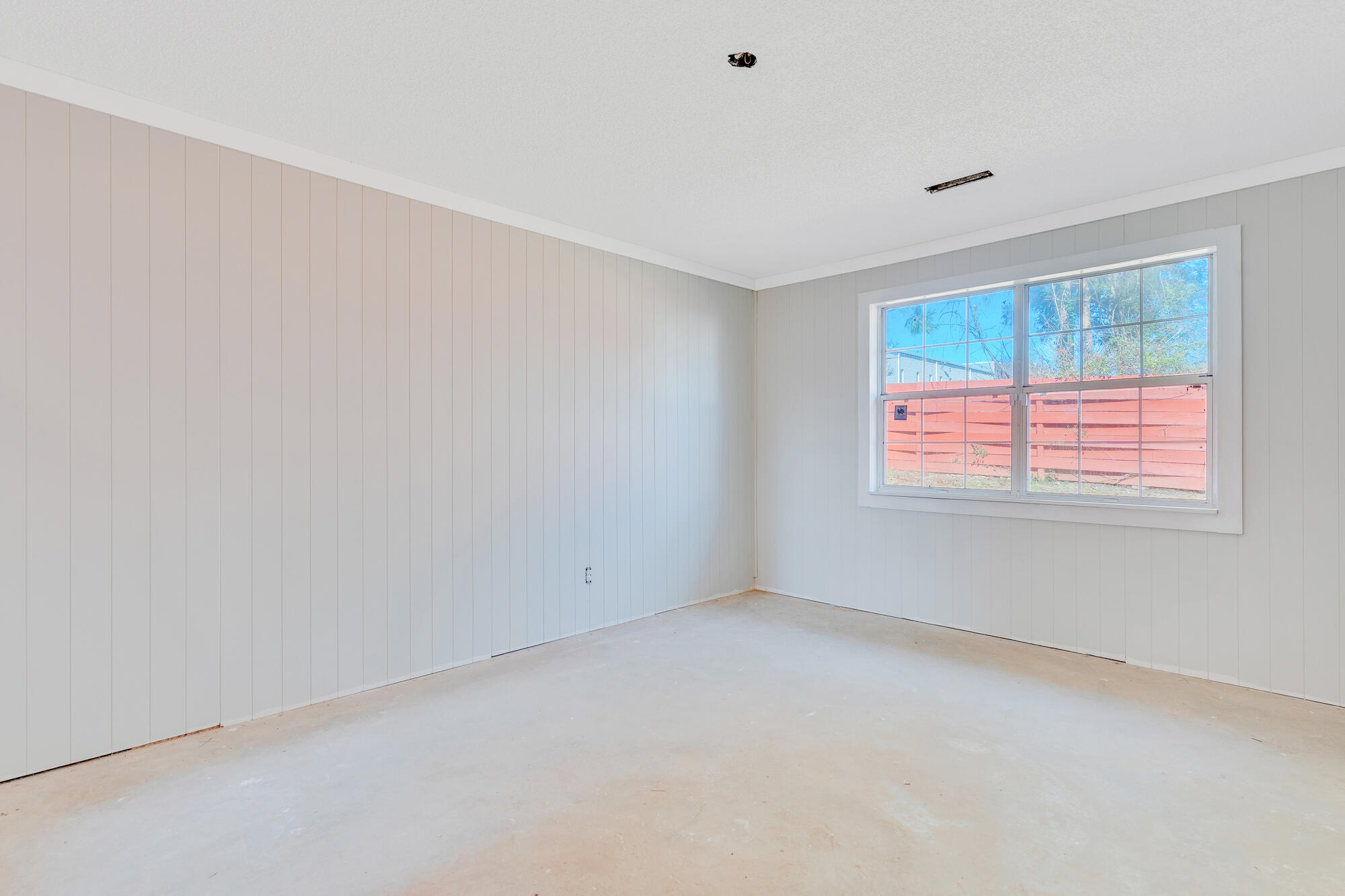 1605 Albert Lane