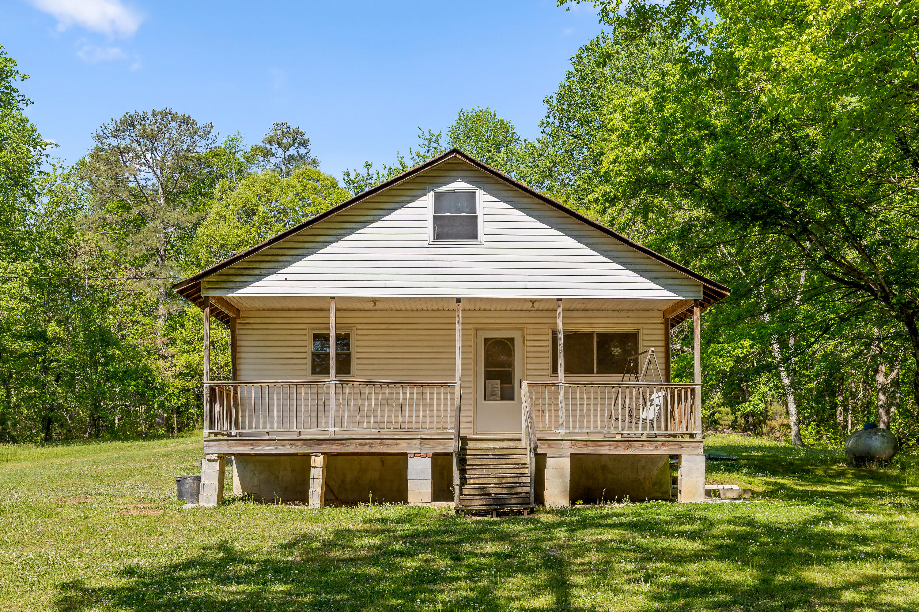 1013 Hotwater Road