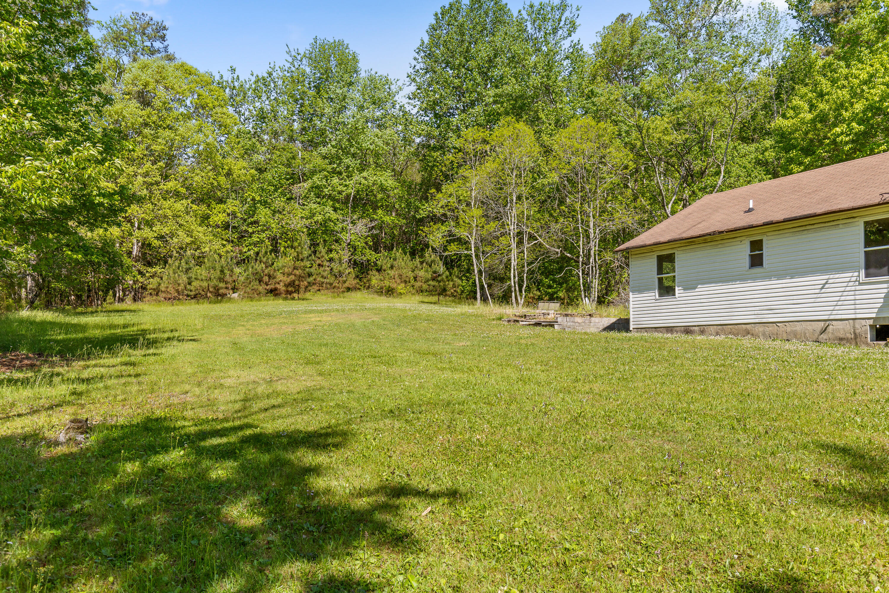 1013 Hotwater Road