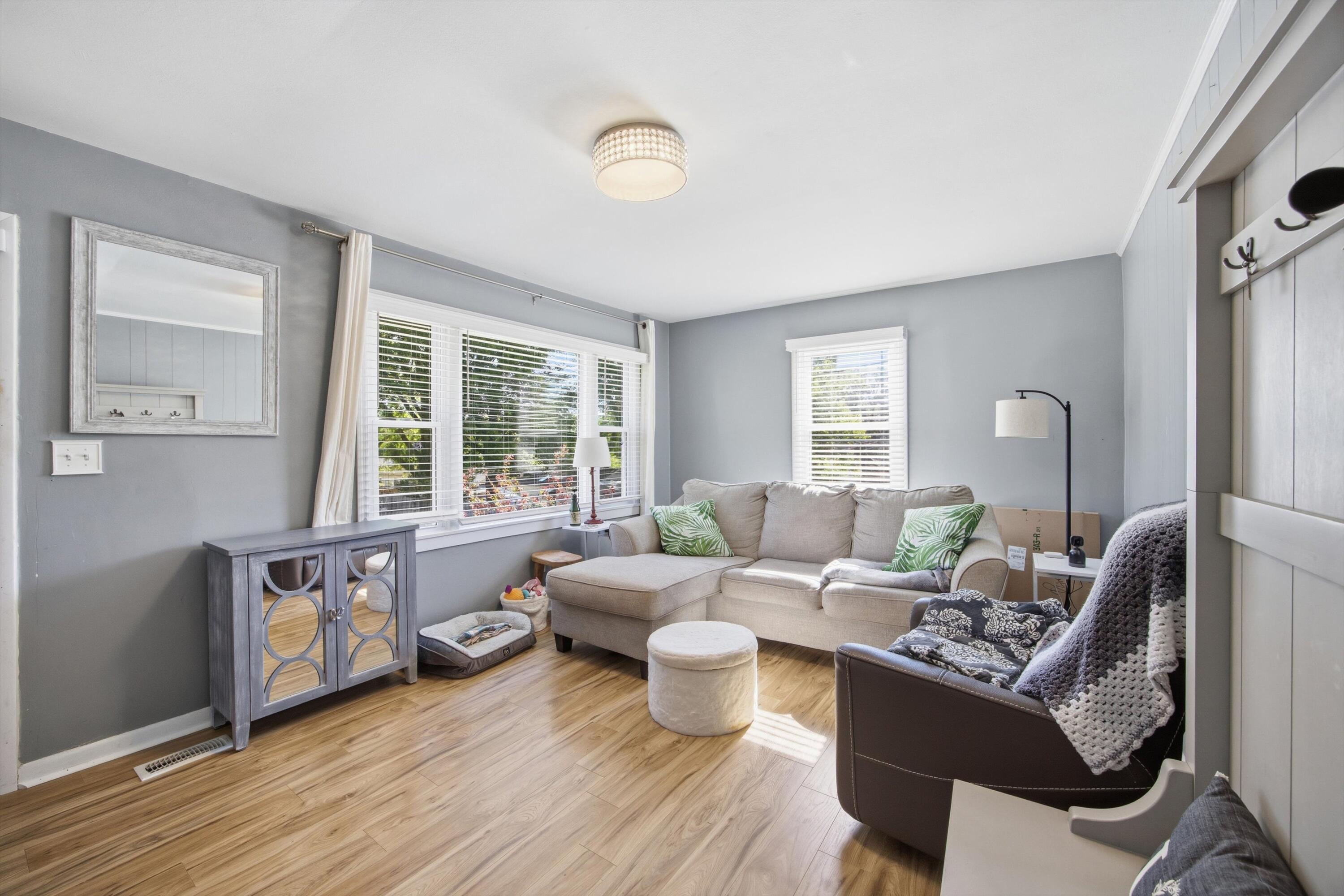 4420 Short Street