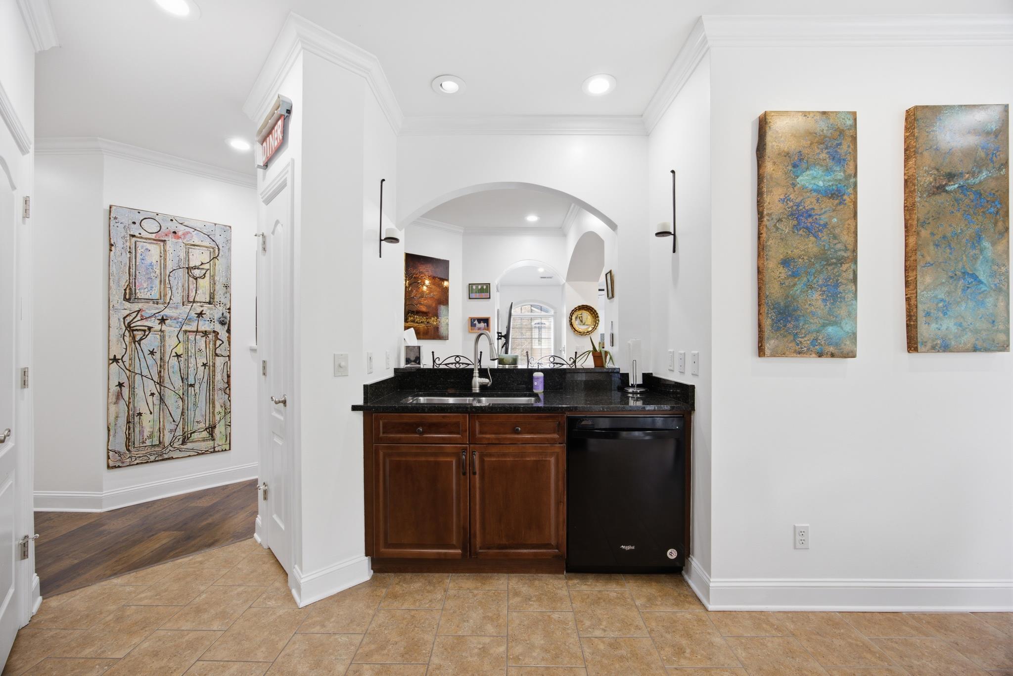 309 Renaissance Court