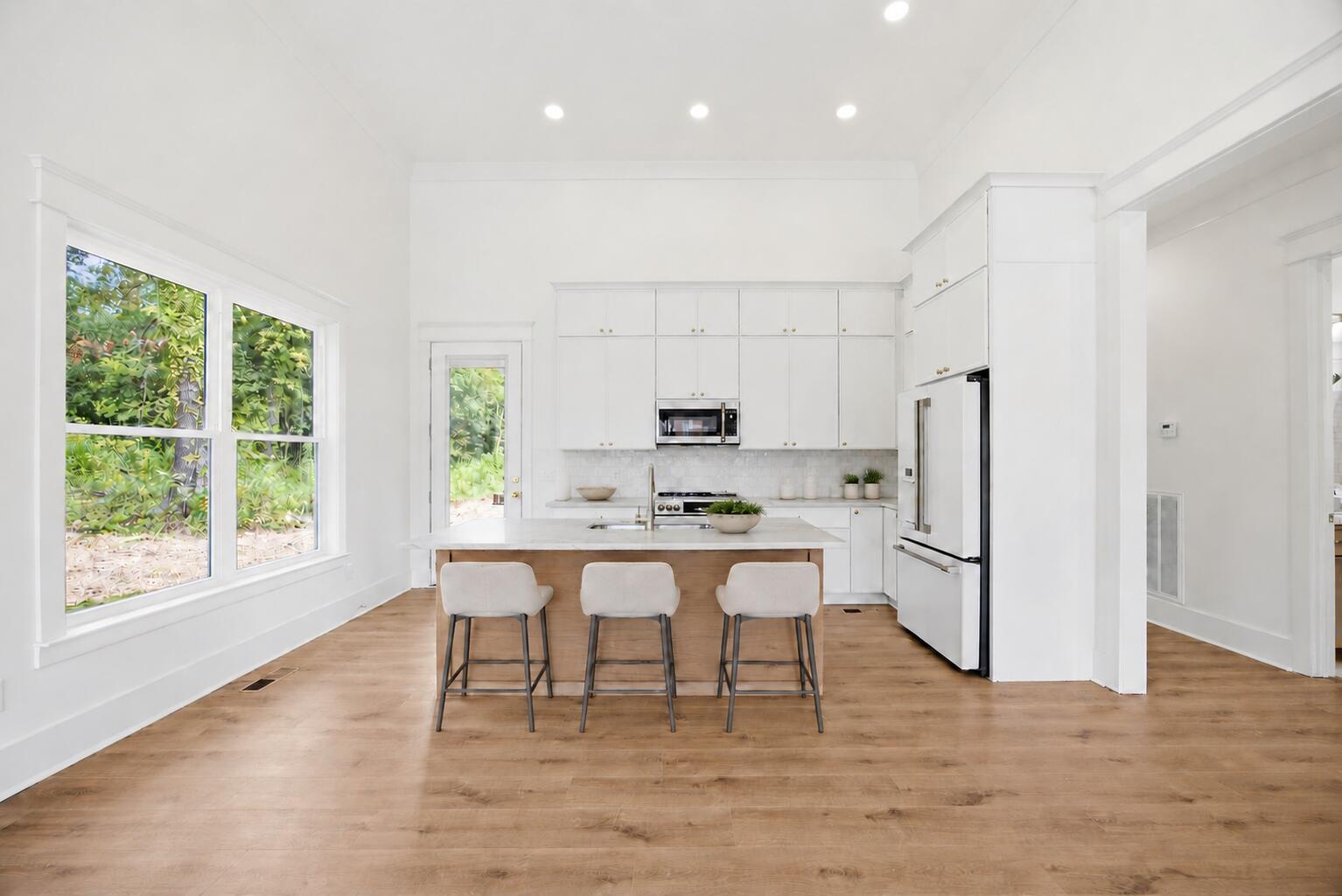 358 Thomas Road