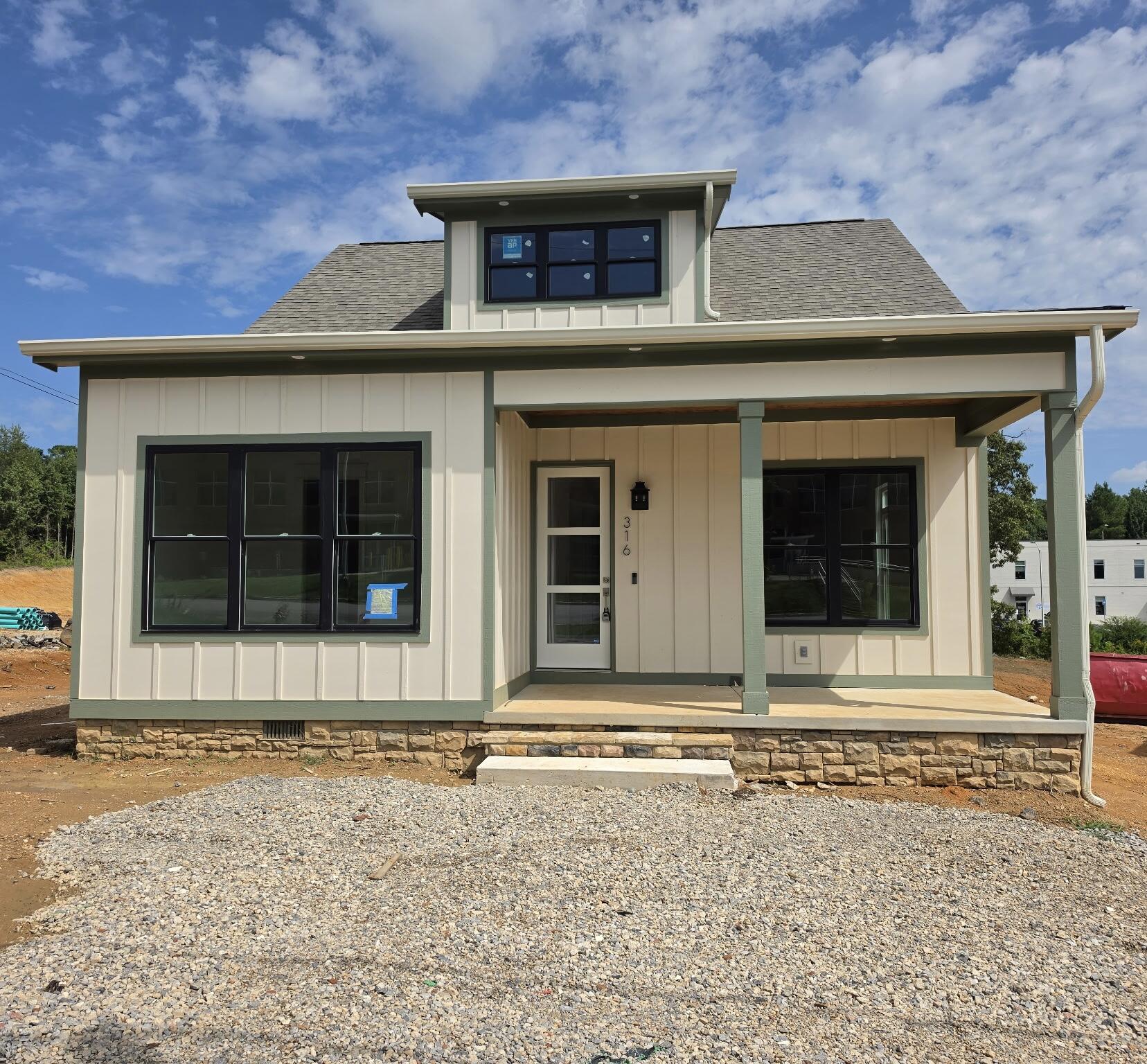 316 Thomas Road