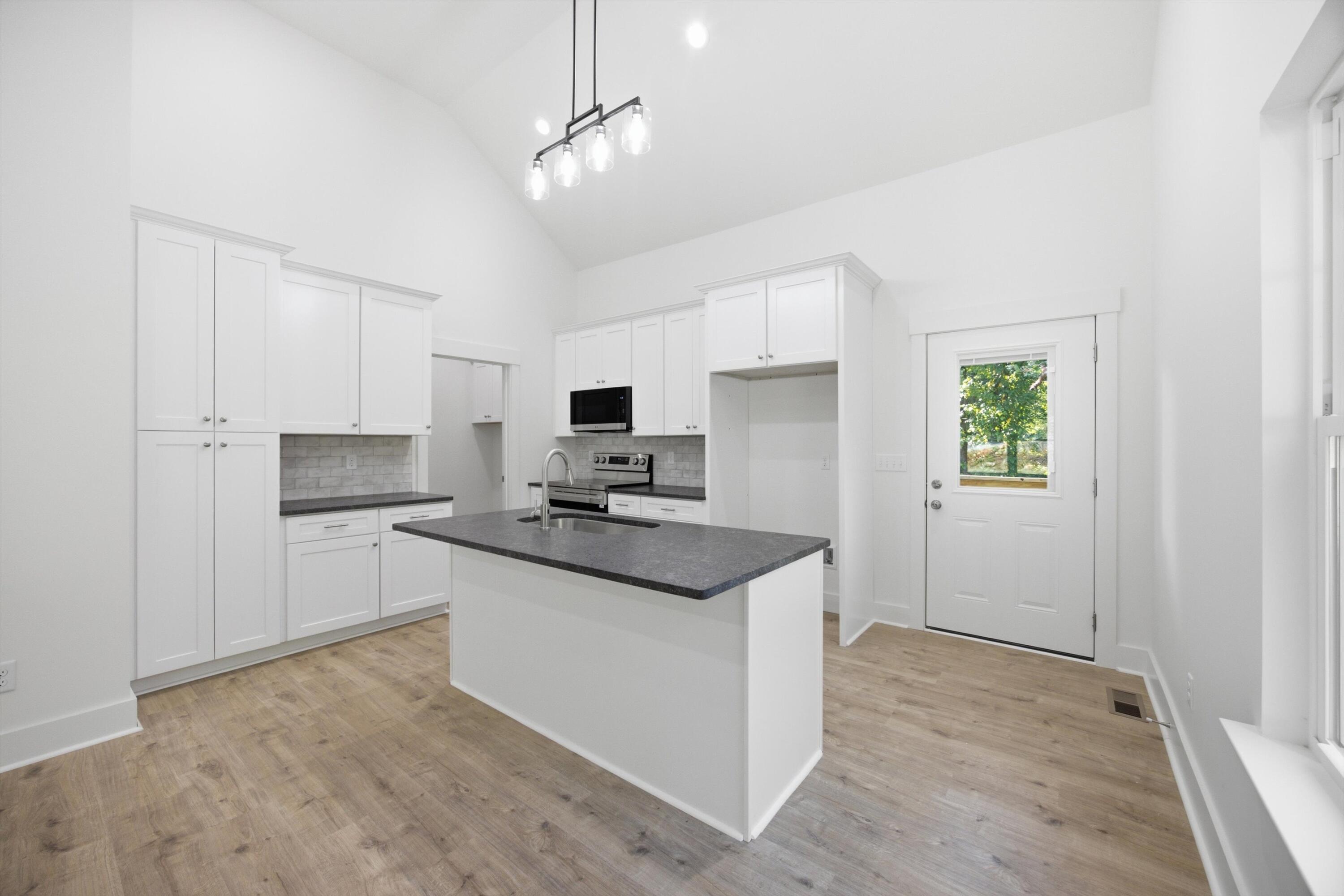 440 Hotwater Road
