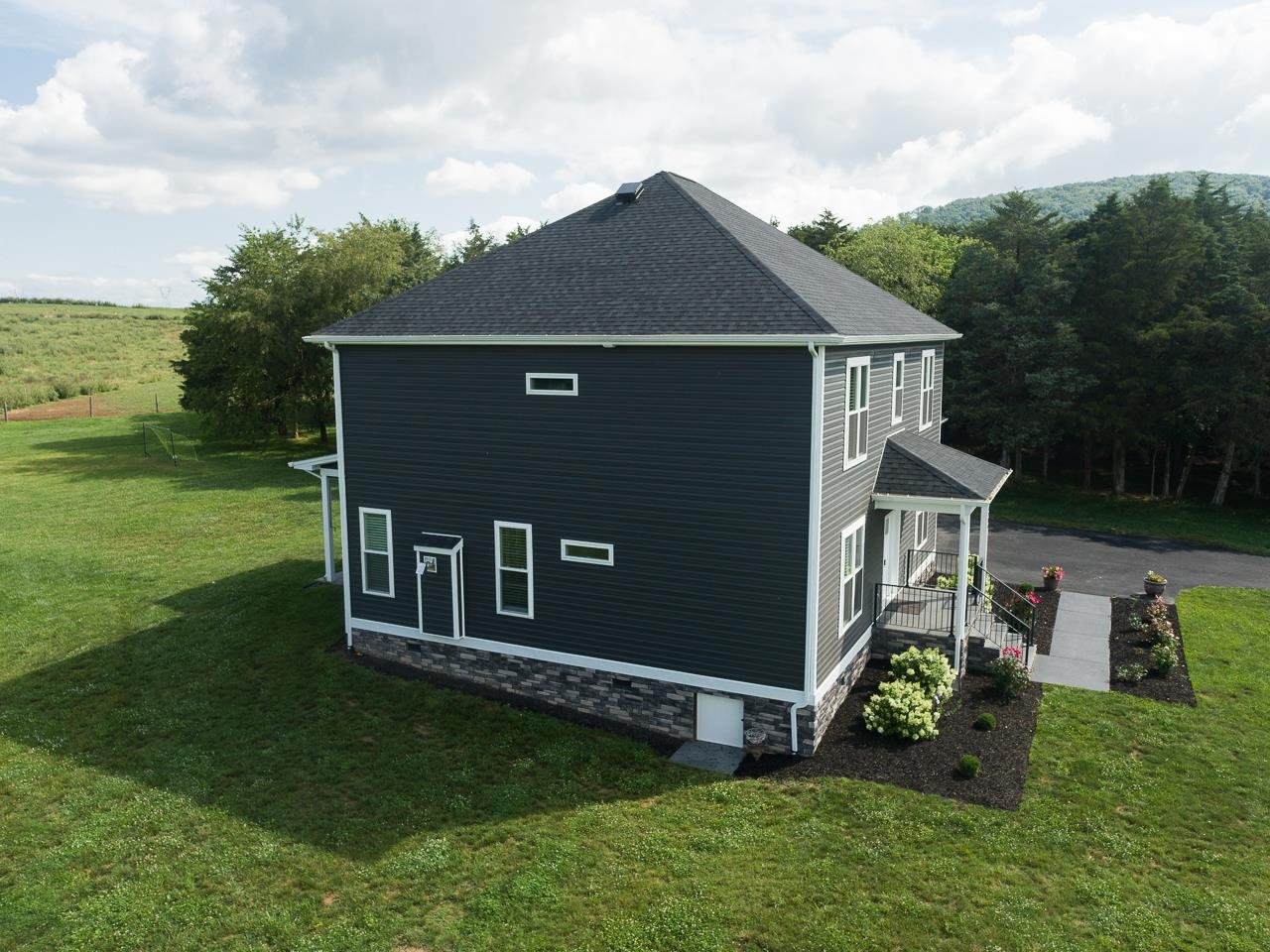 1786 FADLEY RD