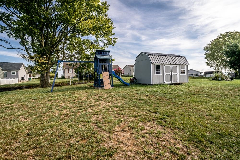 391 SUNSET SPRINGS CT