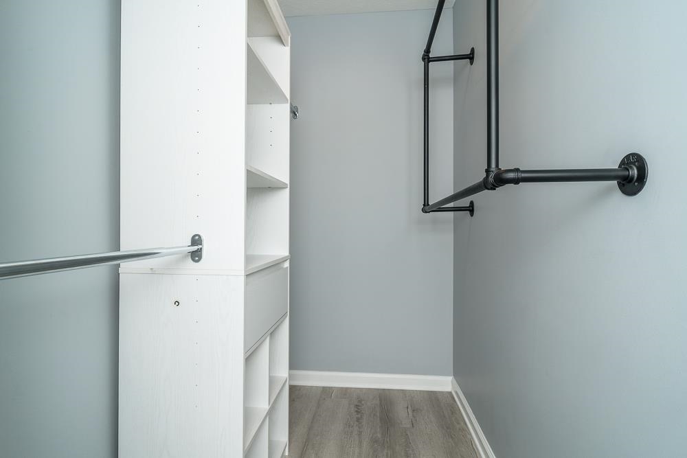 391 SUNSET SPRINGS CT