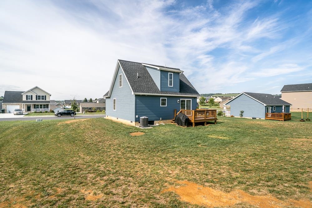 391 SUNSET SPRINGS CT