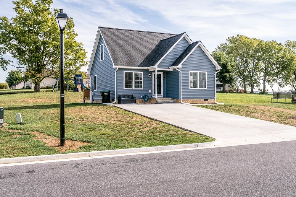 391 SUNSET SPRINGS CT