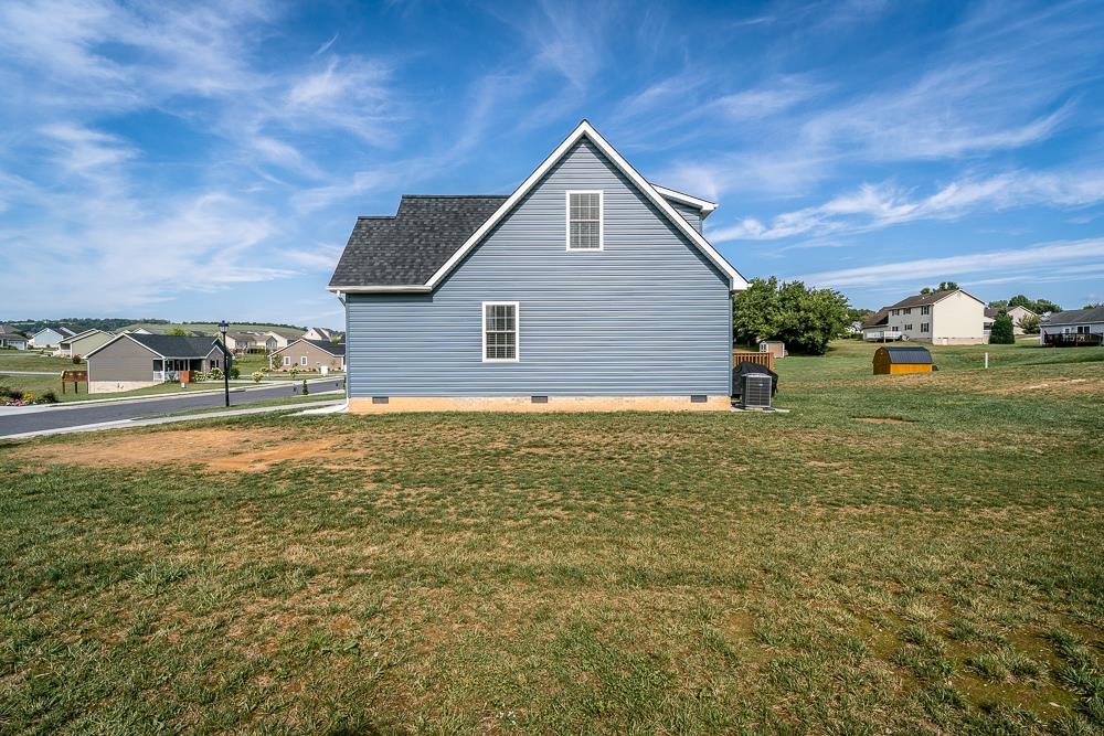 391 SUNSET SPRINGS CT