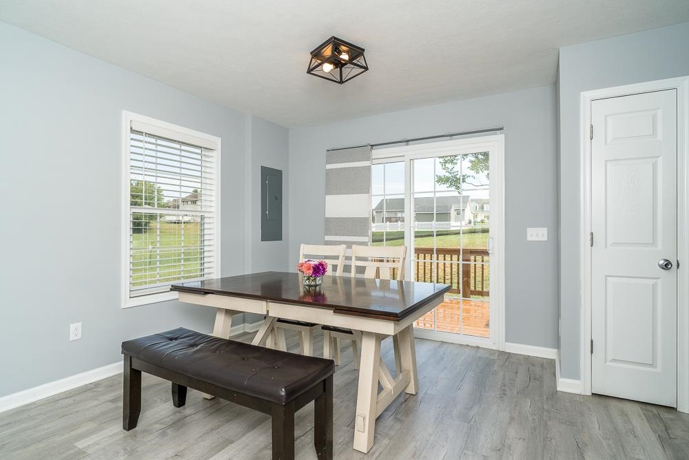 391 SUNSET SPRINGS CT