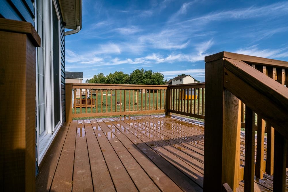 391 SUNSET SPRINGS CT