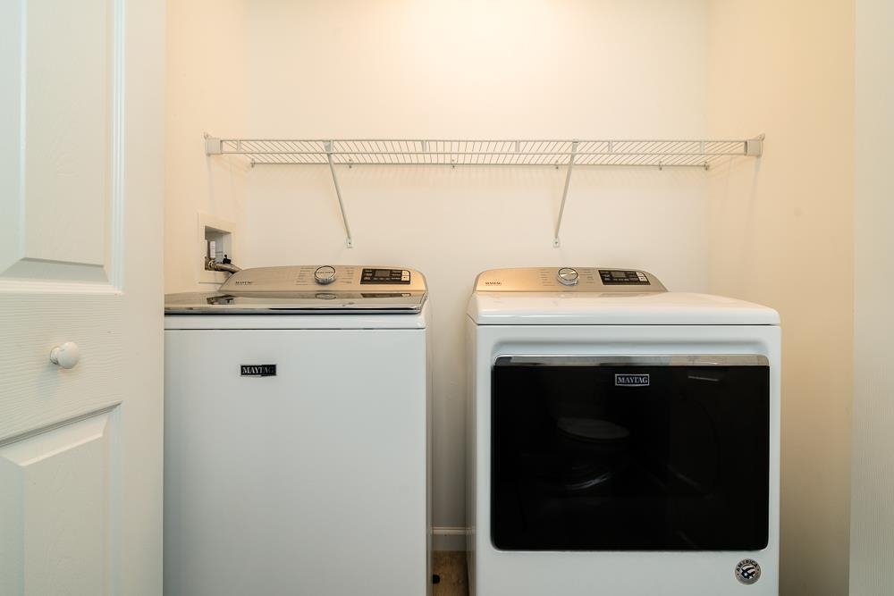 391 SUNSET SPRINGS CT