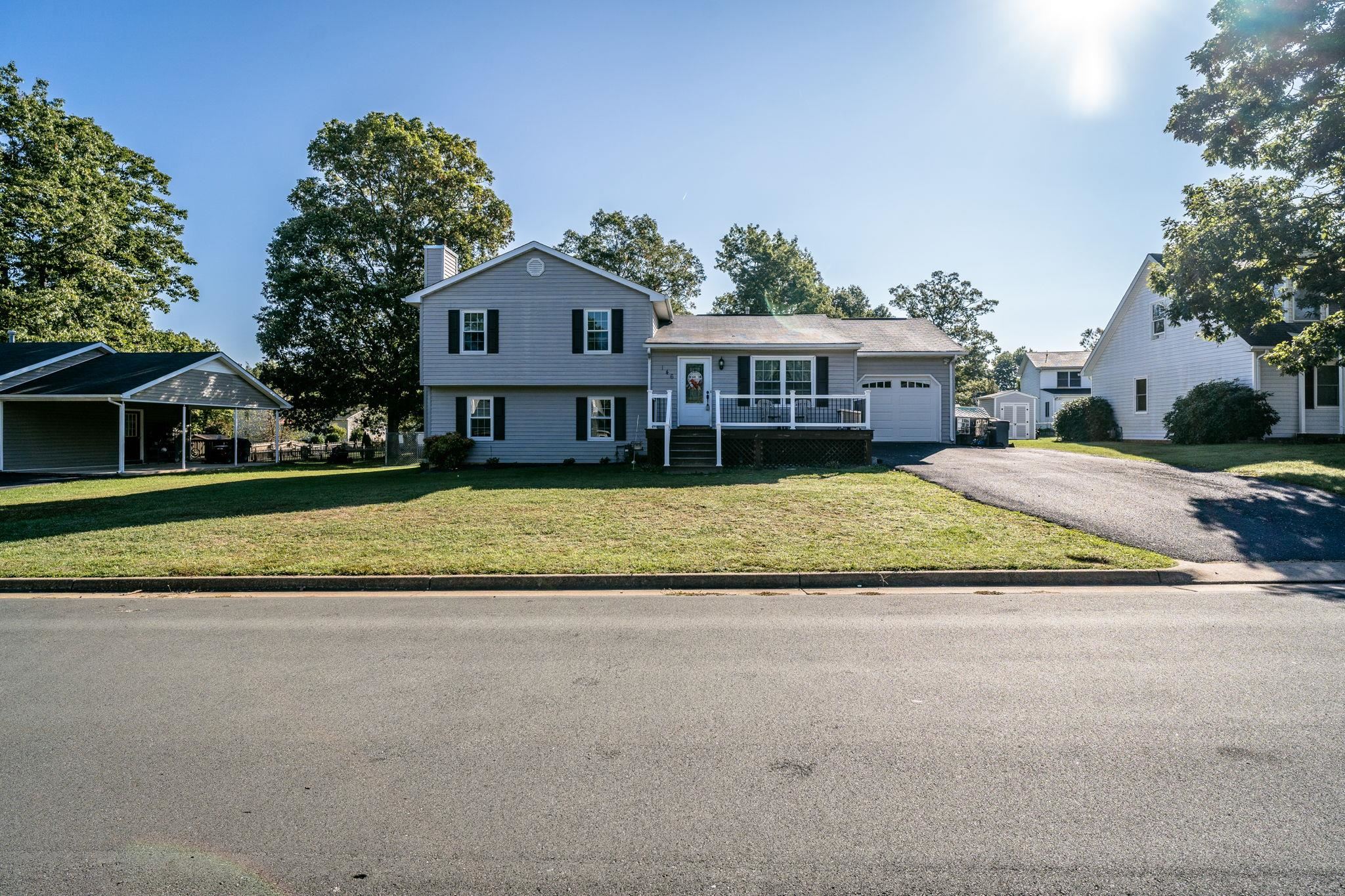 146 TORRY LN
