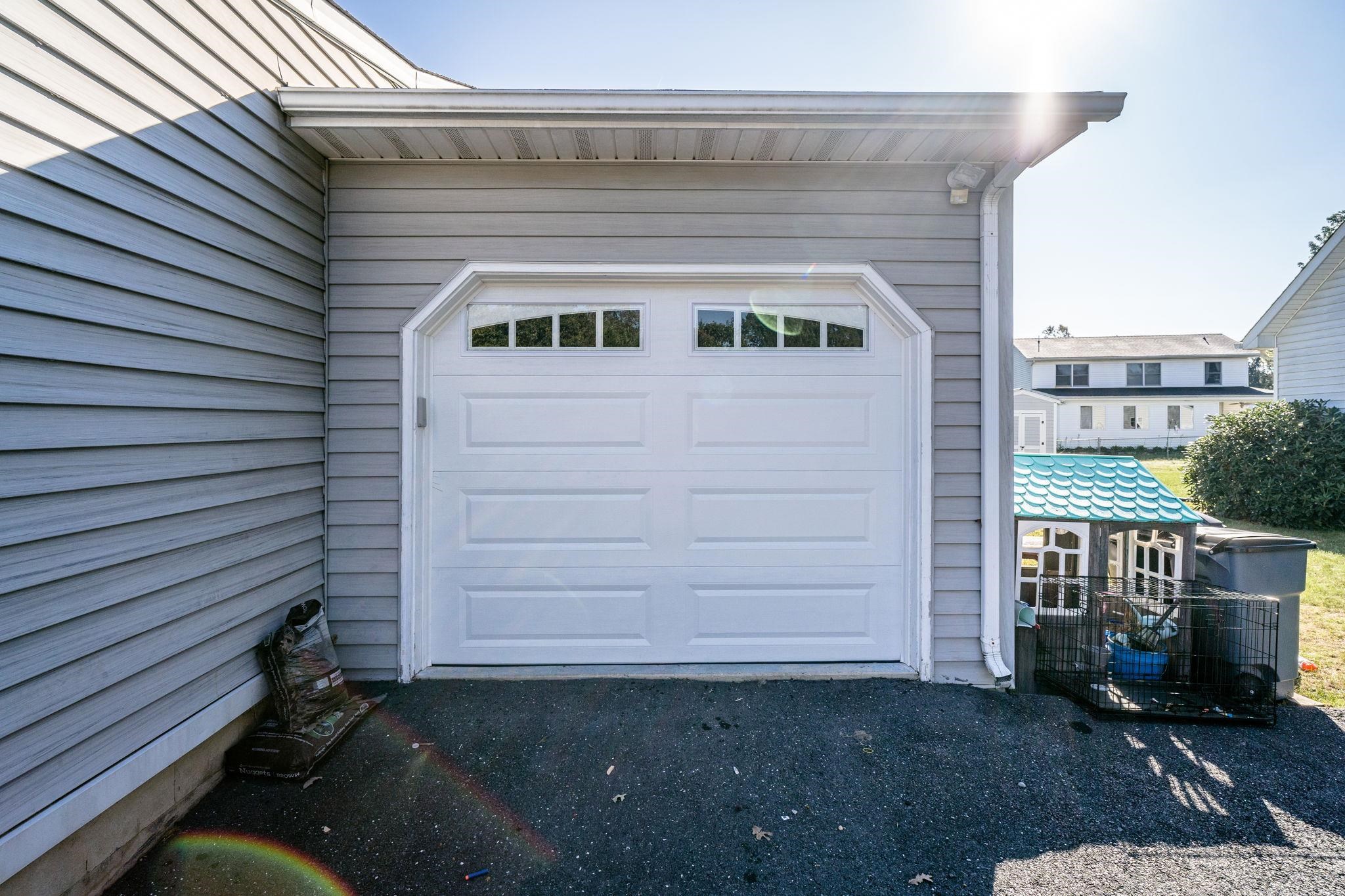 146 TORRY LN
