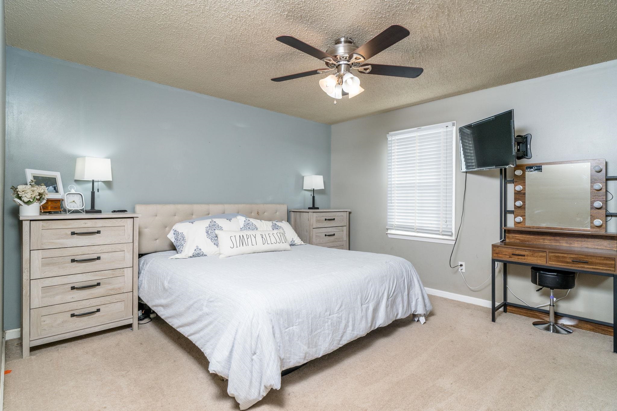 146 TORRY LN