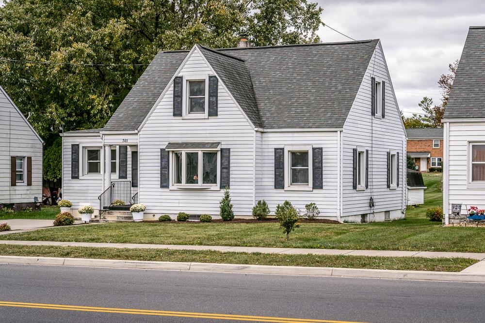 741 VIRGINIA AVE