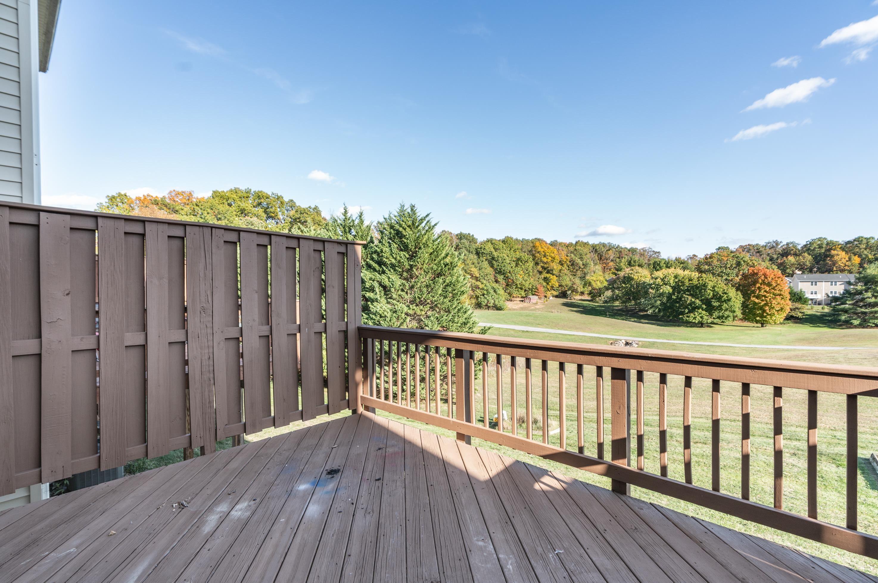 1425 FLOWING SPRING LN