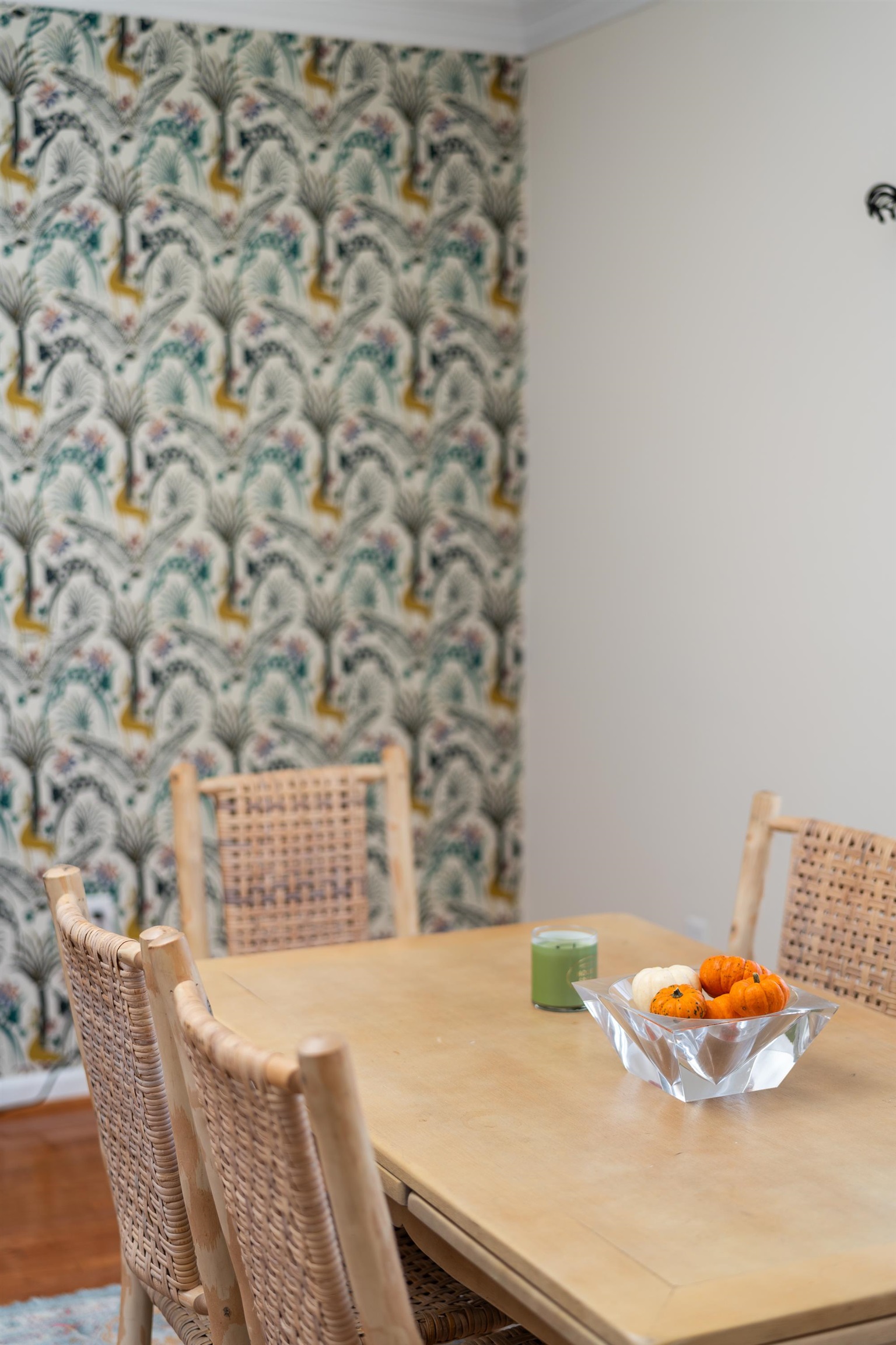 1425 FLOWING SPRING LN