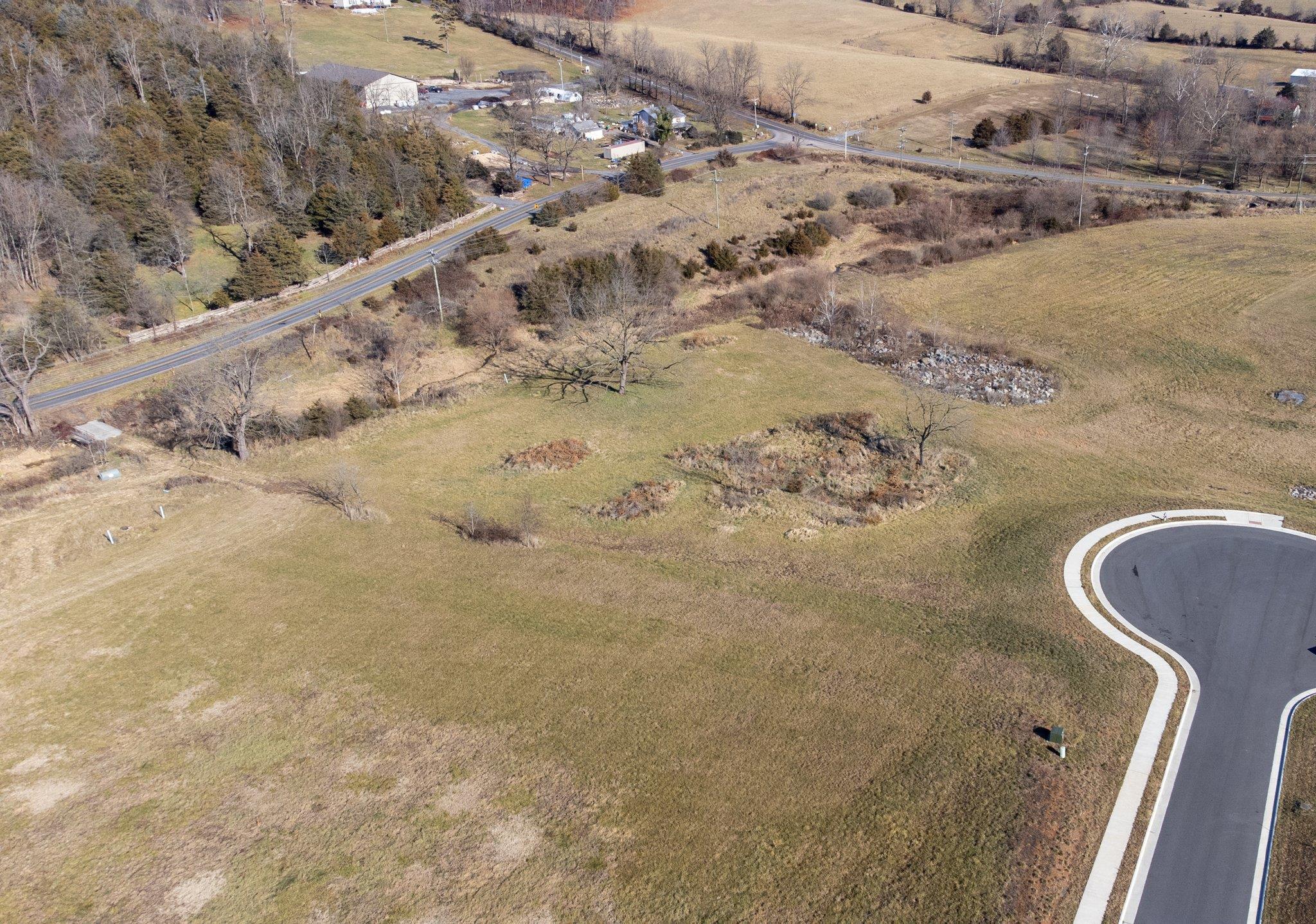3010 WOODBERRY CIR