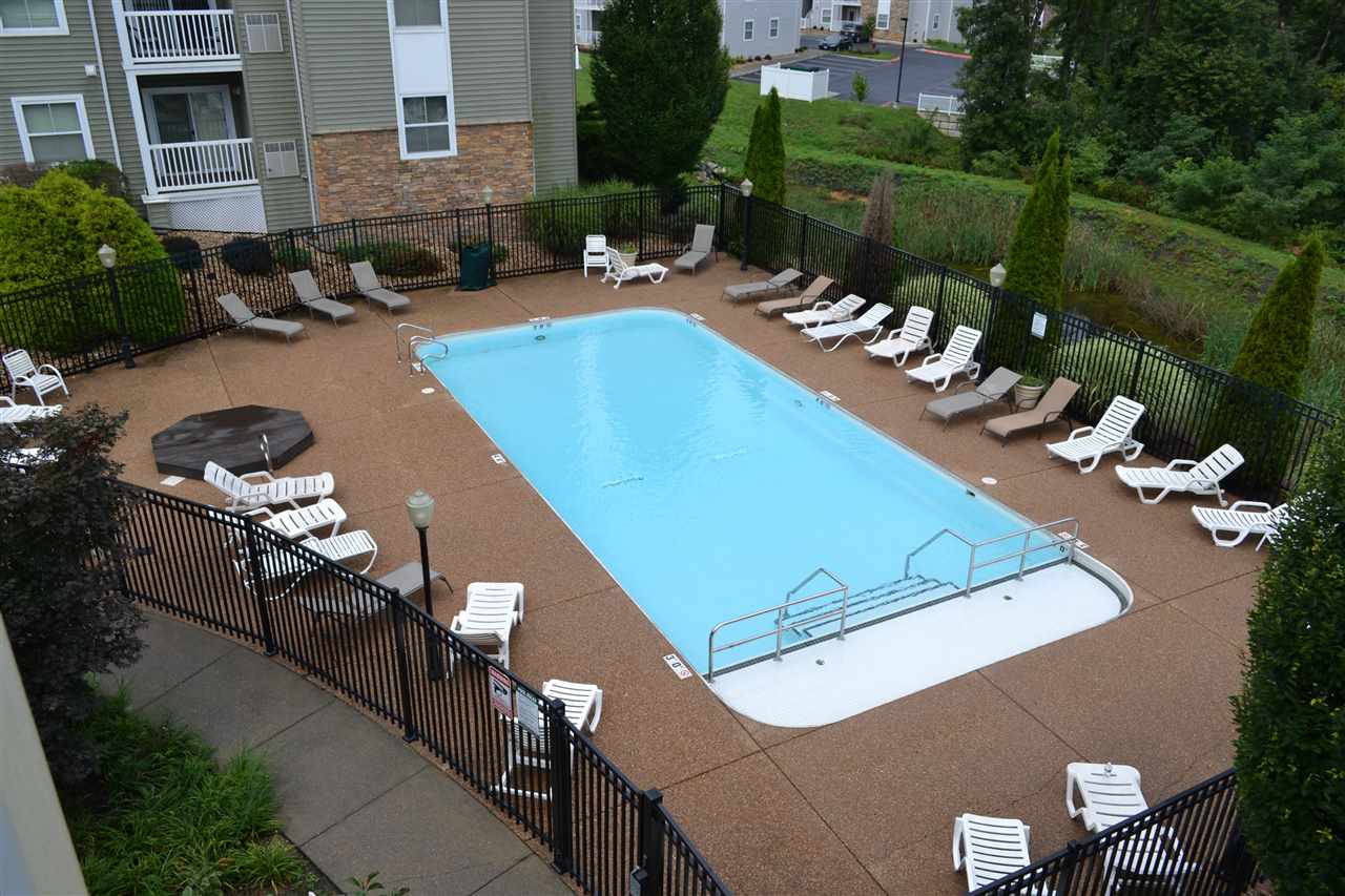 520 DAVIS MILL DR Unit: 301