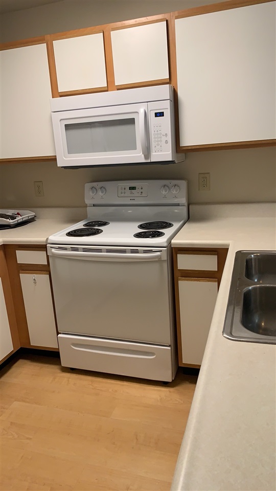 520 DAVIS MILL DR Unit: 301