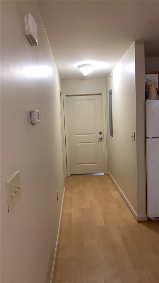 520 DAVIS MILL DR Unit: 301