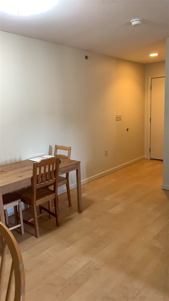 520 DAVIS MILL DR Unit: 301