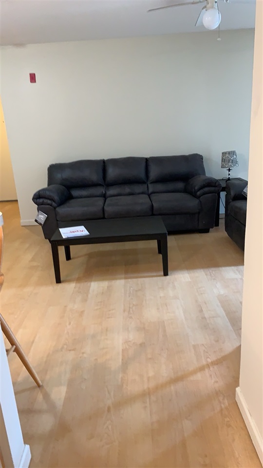 520 DAVIS MILL DR Unit: 301