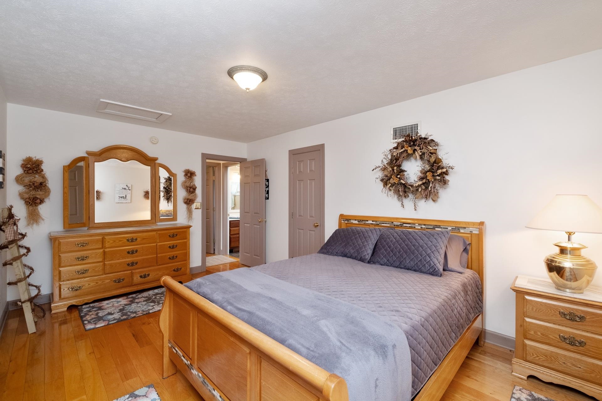 12762 MOUNTAIN VALLEY RD