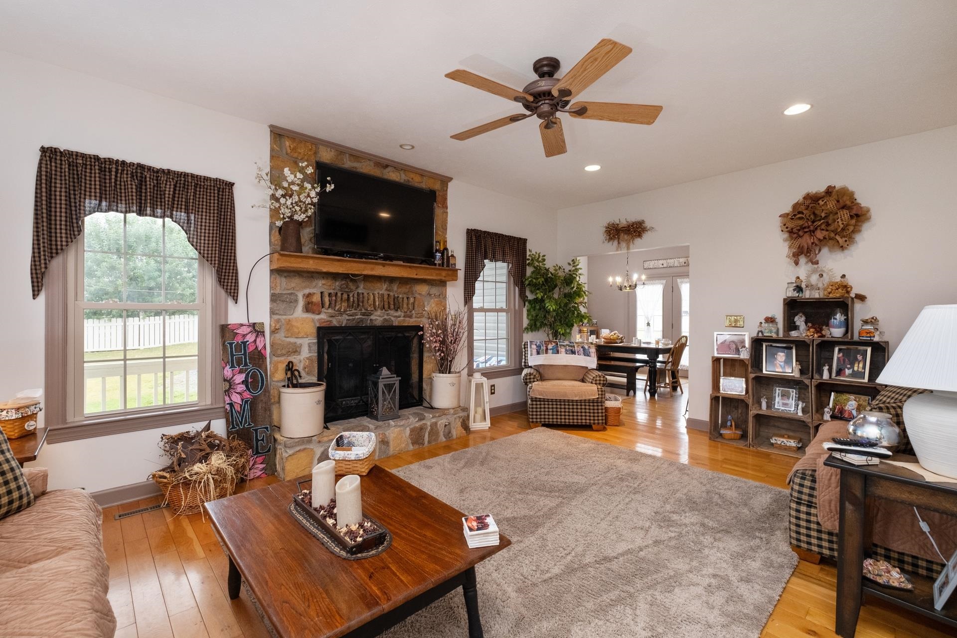 12762 MOUNTAIN VALLEY RD