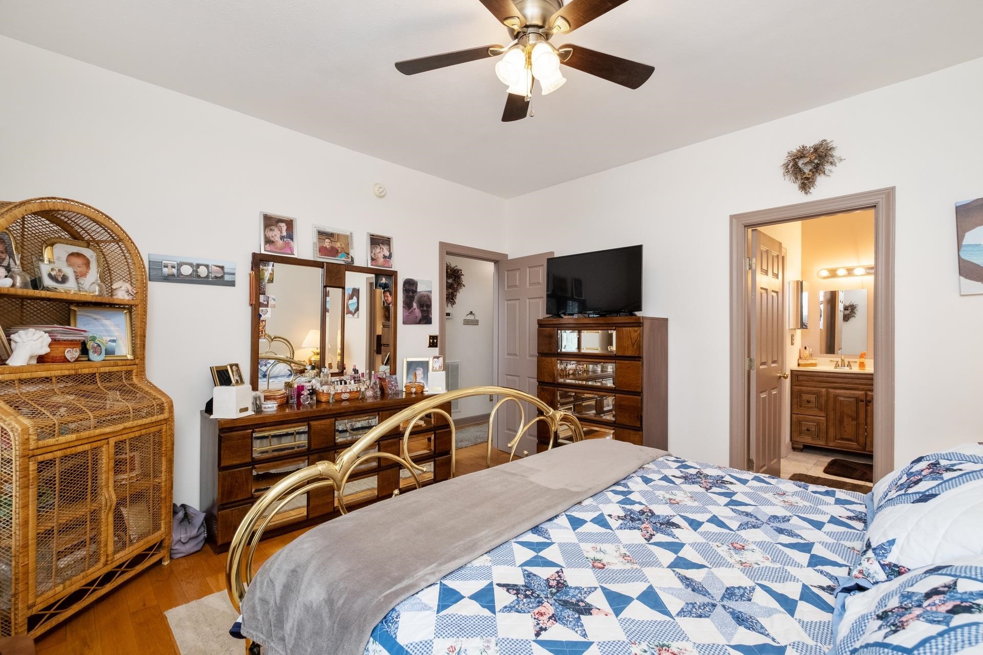 12762 MOUNTAIN VALLEY RD