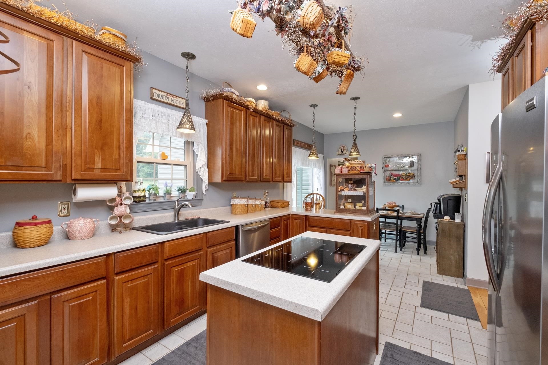 12762 MOUNTAIN VALLEY RD