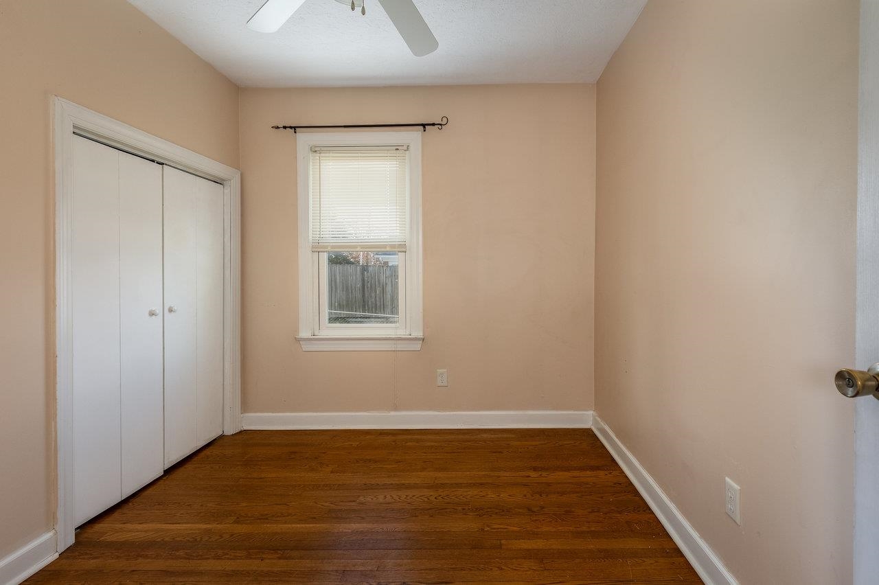 1401 4TH ST