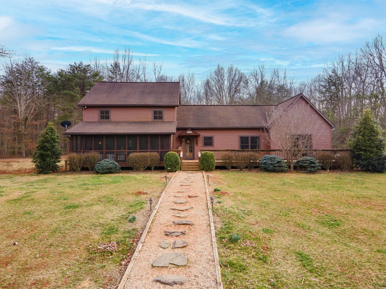 3320 NORTHVIEW LN