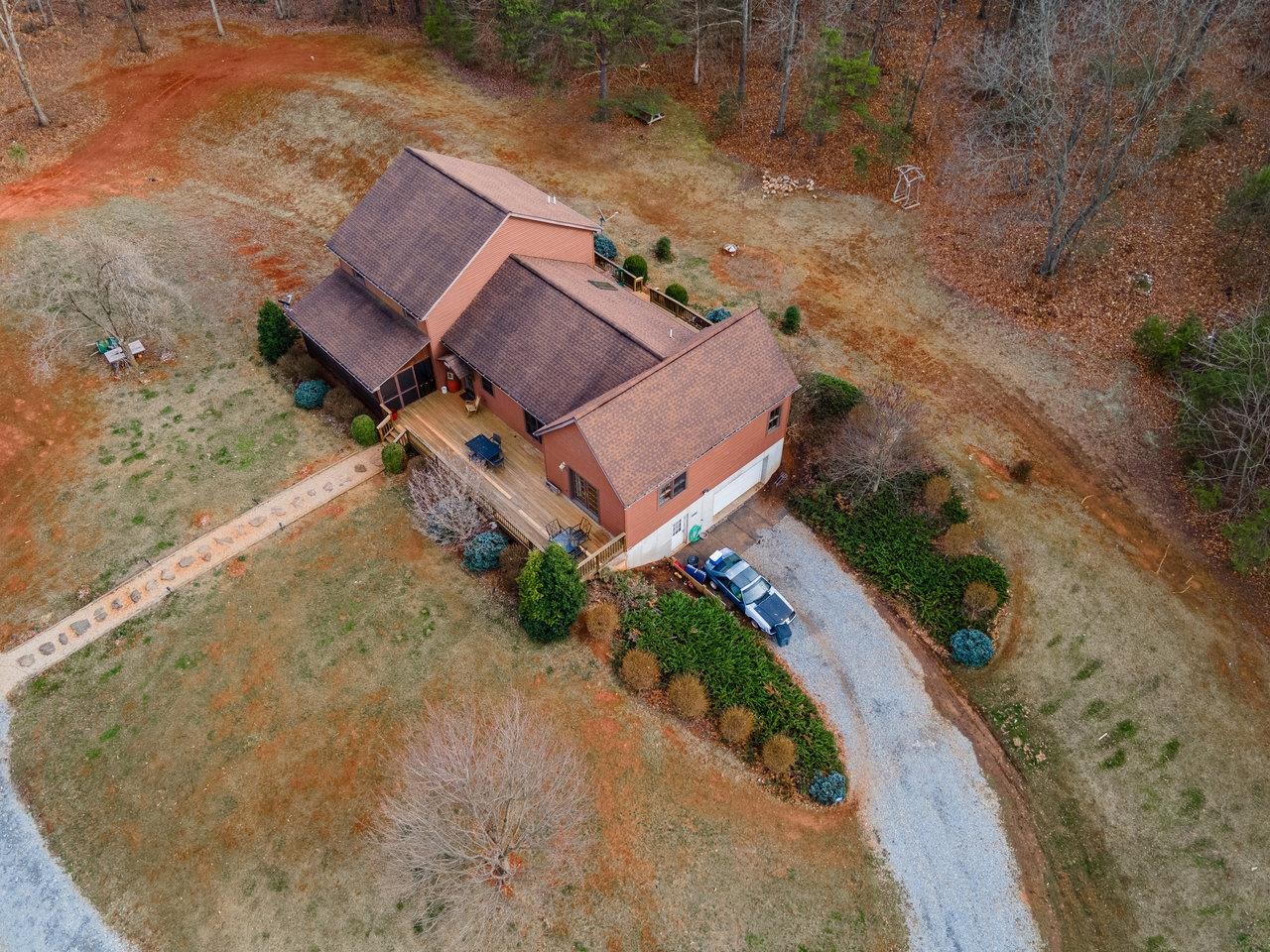 3320 NORTHVIEW LN