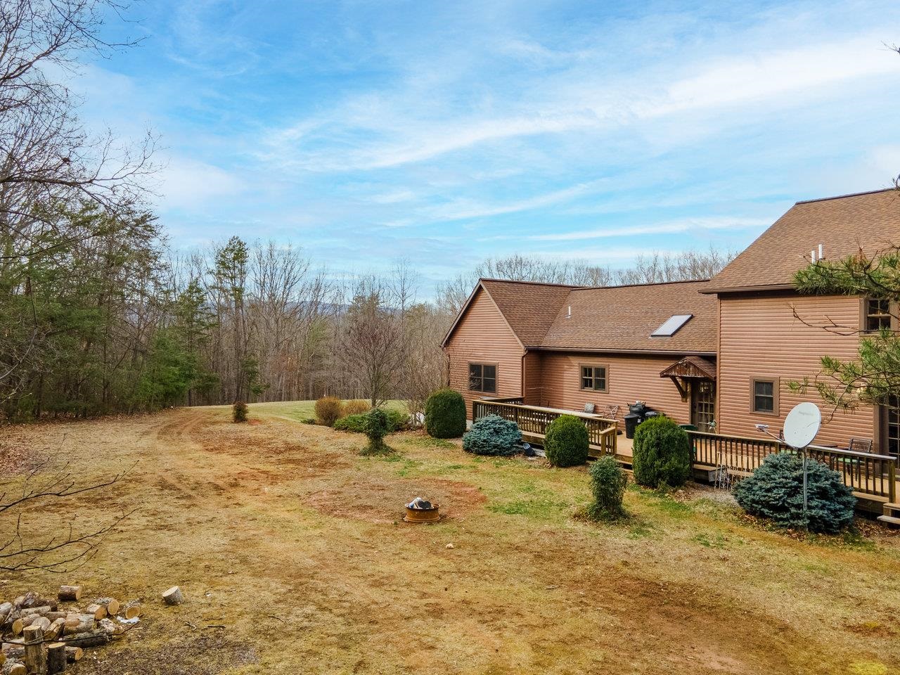3320 NORTHVIEW LN
