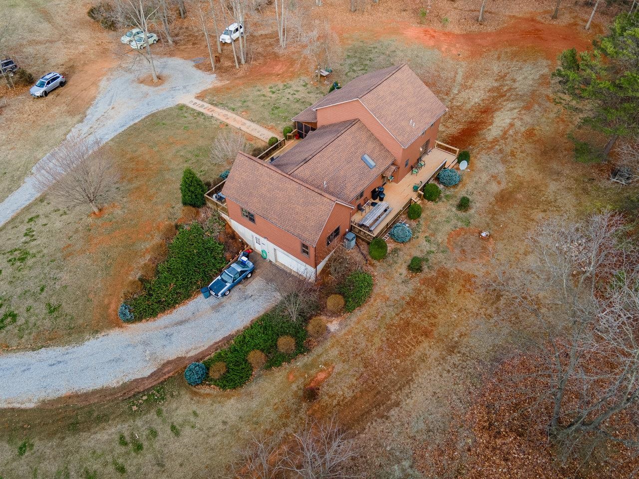 3320 NORTHVIEW LN
