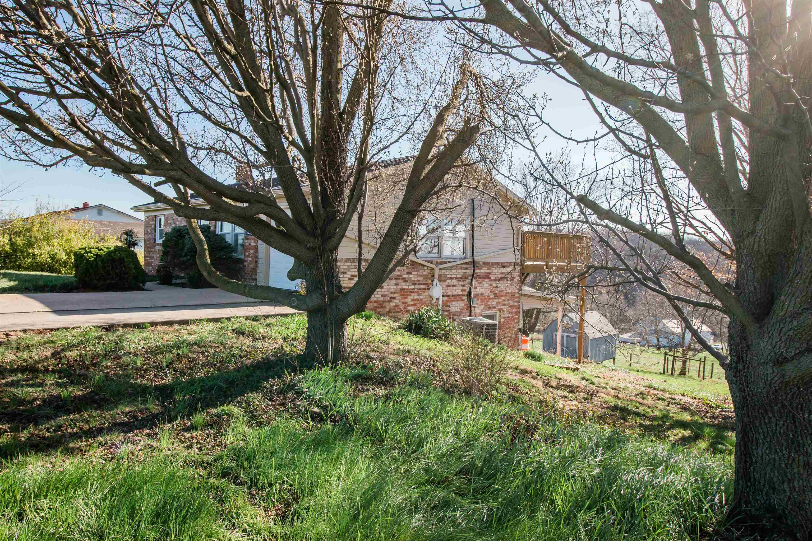 16460 FORESTVILLE RD